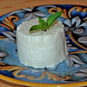 Das Rezept zum Frischkäse selbst machen aus Joghurt.