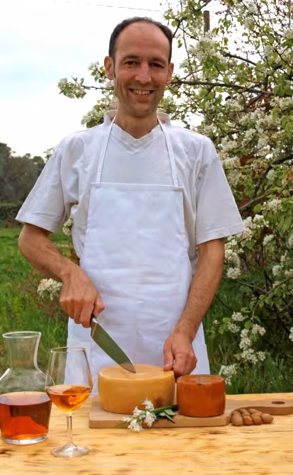 Der Autor des Buch Käse selber machen.